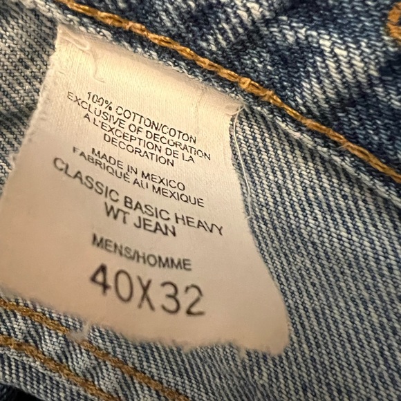 Eddie Bauer Jeans relax fit distressed size 40X30. - Picture 7 of 10